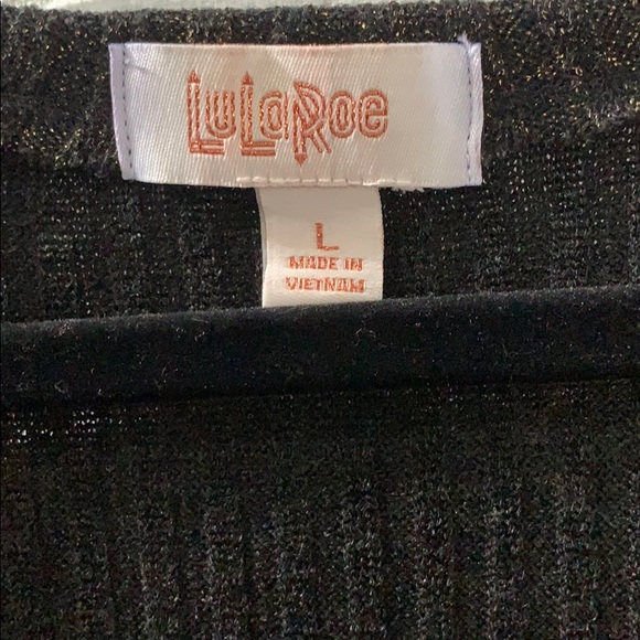 Sarah cardigan from LuLaRoe elegant collection - Picture 3 of 3